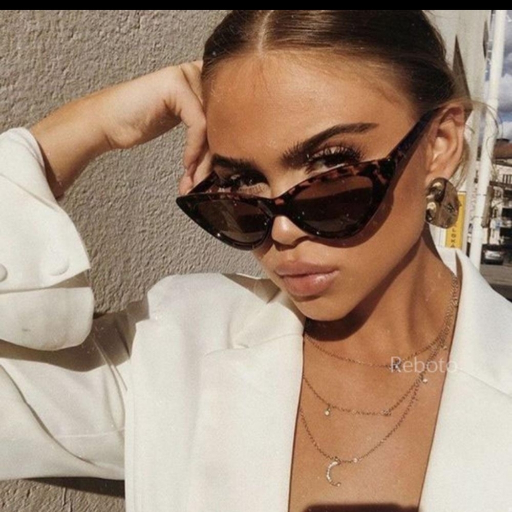 Coo Young Sexy Retro Cat eye Sunglasses